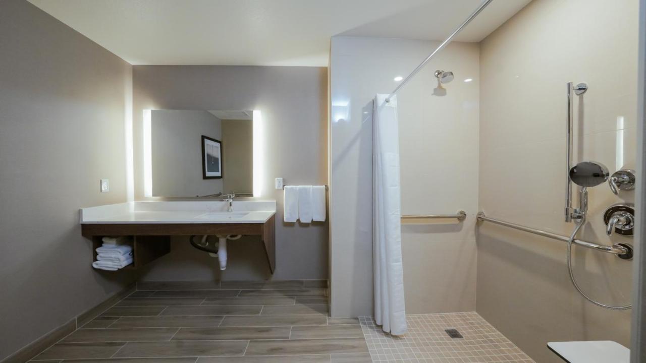 La Quinta Inn & Suites By Wyndham Santa Cruz Buitenkant foto