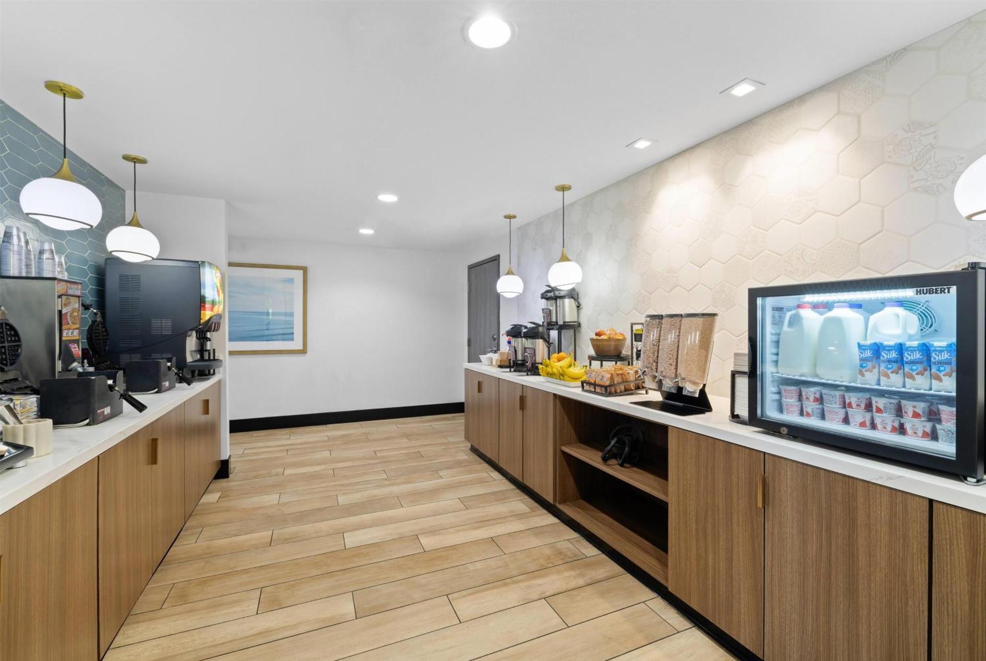 La Quinta Inn & Suites By Wyndham Santa Cruz Buitenkant foto
