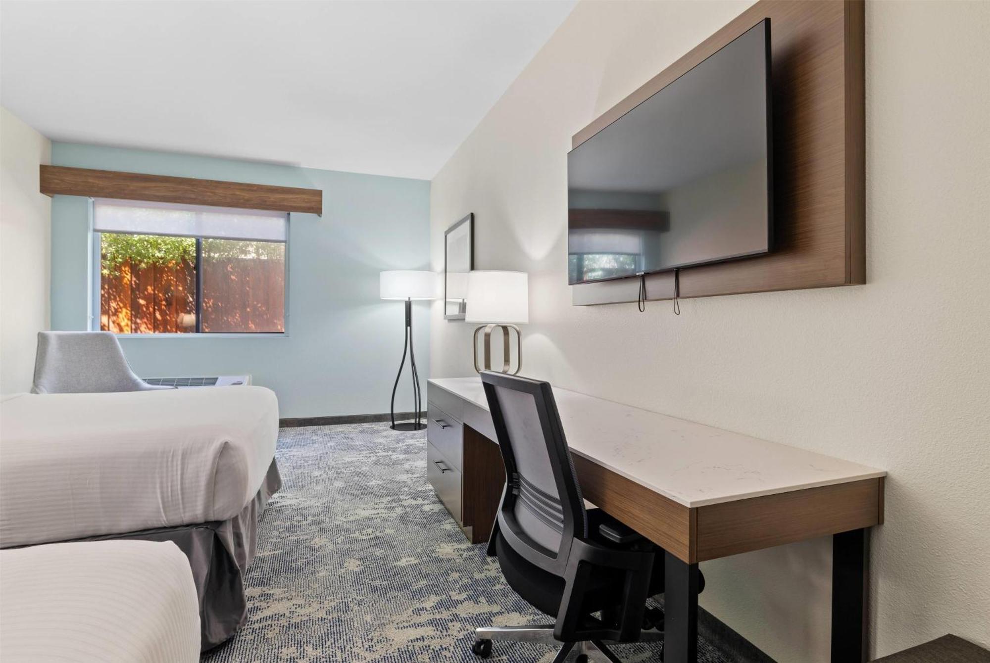 La Quinta Inn & Suites By Wyndham Santa Cruz Buitenkant foto