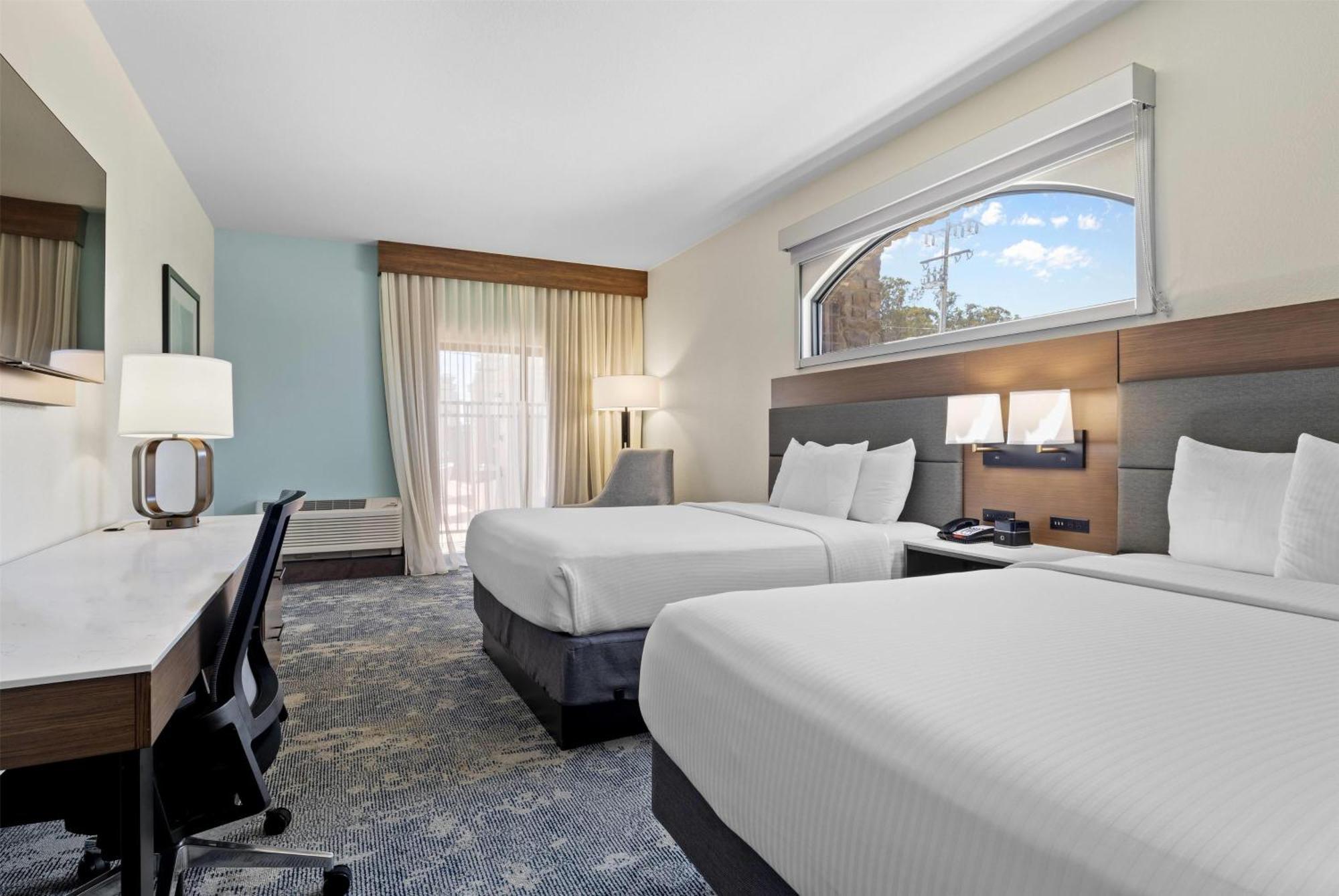 La Quinta Inn & Suites By Wyndham Santa Cruz Buitenkant foto