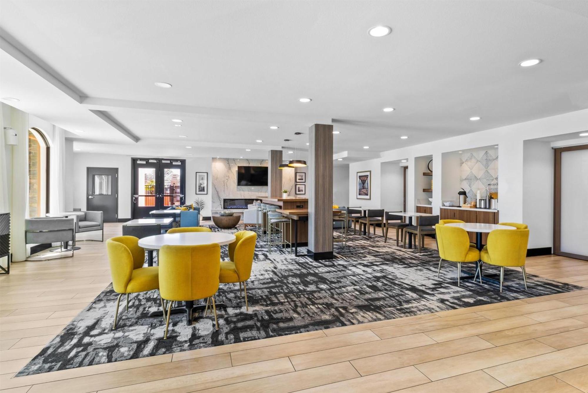 La Quinta Inn & Suites By Wyndham Santa Cruz Buitenkant foto