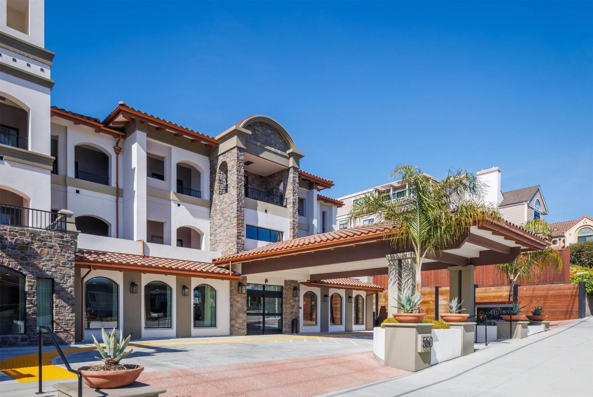 La Quinta Inn & Suites By Wyndham Santa Cruz Buitenkant foto