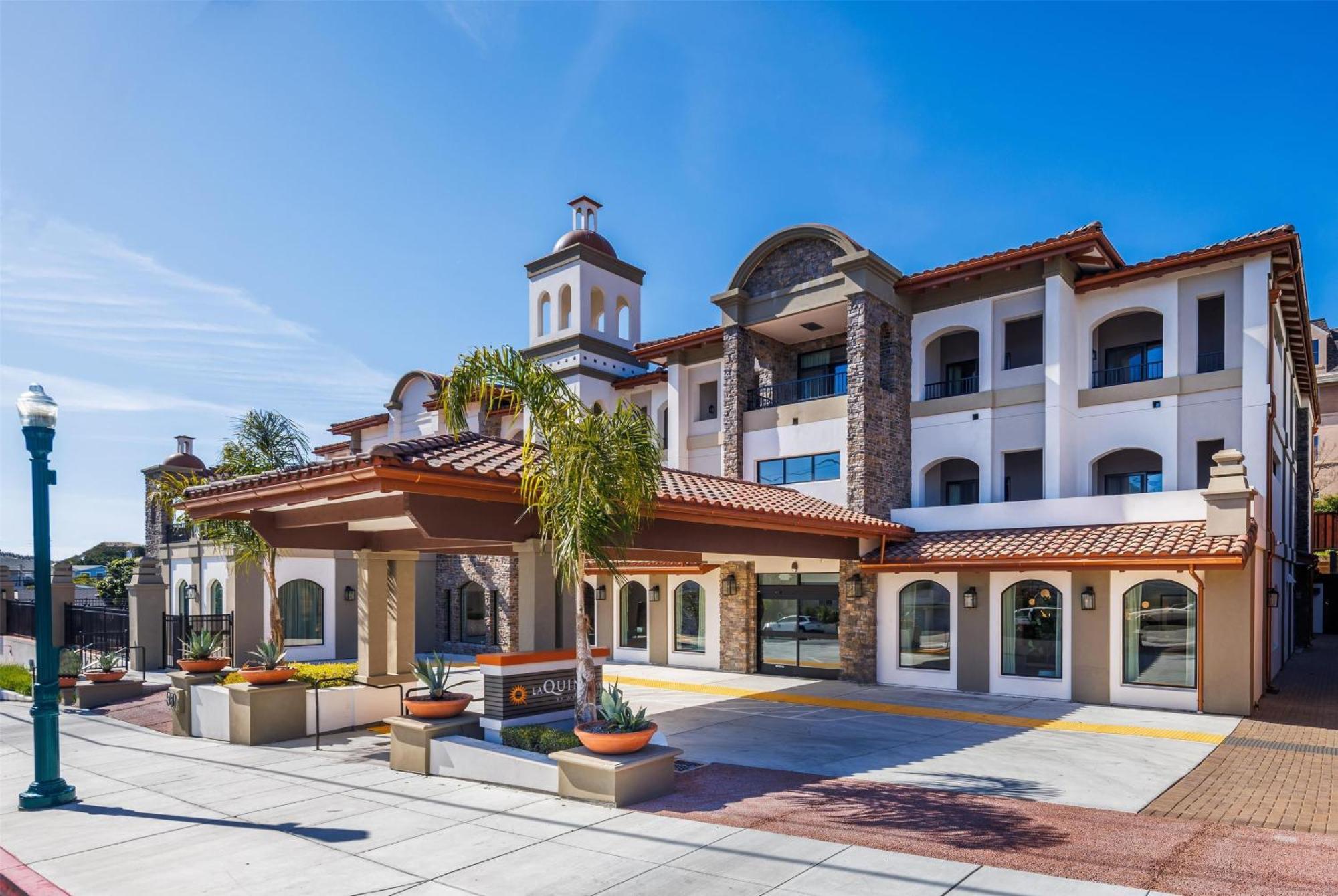 La Quinta Inn & Suites By Wyndham Santa Cruz Buitenkant foto